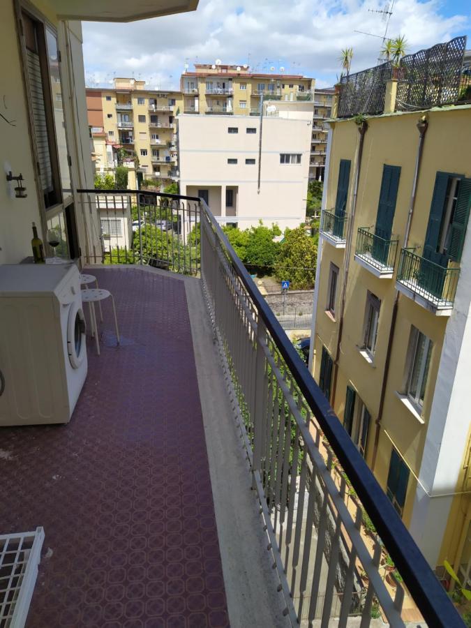 סן ג'יורג'יו א קרמאנו Vesuvio Corner - Spacious And Colorful Apartment In San Giorgio, Very Close To Napoli, Ideal For Families And Groups, Close To Pompeii, Sorrento... מראה חיצוני תמונה